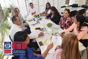 Regional 07 realiza encuentro con t&eacute;cnicos de Ciencias Sociales