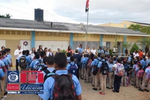 Directora Regional Educaci&oacute;n 07 encabeza acto reinicio docencia