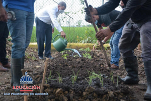 Regional de Educaci&oacute;n 07 realiza lanzamiento proyecto Huertos Escolares y Familiares en Distrito 07-05