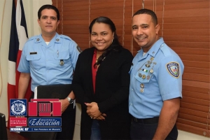 Directora Regional se re&uacute;ne con Sub Director Regional Polic&iacute;a Escolar