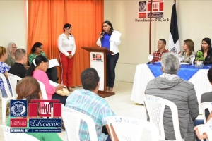 Directora Regional 07 encabeza encuentro con Presidentes APMAE del Distrito Educativo 07-05