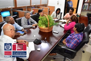 Regional educaci&oacute;n realiza Encuentro con T&eacute;cnicos de Huertos Escolares y Familiares