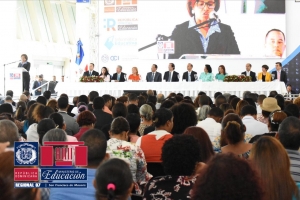 Entrega de m&aacute;s de 25 mil computadoras a docentes; avanza Programa Rep&uacute;blica Digital