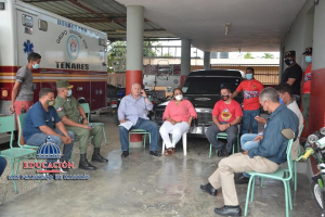 Directora Regional de Educaci&oacute;n 07 realiza visita a Bomberos provincia Hermanas Mirabal