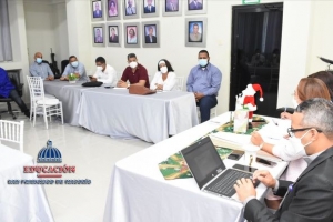 Directora Regional encabeza encuentro de socializaci&oacute;n con directores Distritales y presidentes seccionales ADP