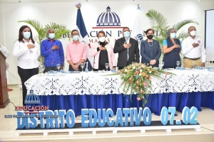 Directora Regional de Educaci&oacute;n 07 participa en presentaci&oacute;n Memoria Institucional