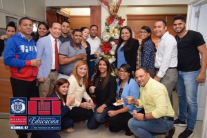 Con encendido de &Aacute;rbol formalmente Regional 07 recibe la navidad