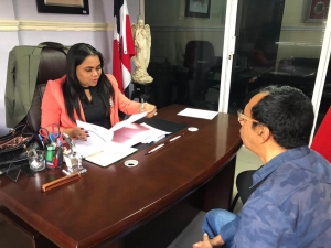 Directora Regional se re&uacute;ne con presidente Junta Regional
