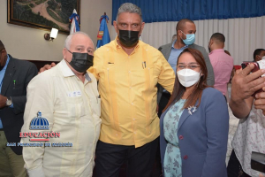 Directora Regional de Educaci&oacute;n participa en firma Carta de Compromiso del Plan Municipal Para la Convivencia Ciudadana