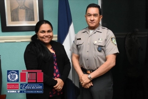 irectora Regional recibe visita de salutaci&oacute;n del Gral. Eduardo Alberto Then