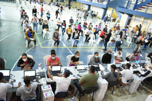 MINERD inicia en Regional de Educaci&oacute;n 07 entrega de dispositivos electr&oacute;nicos