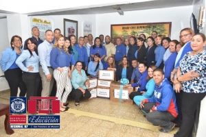 Regional Educaci&oacute;n 07 lleva alimentos a Hogar CREA San Francisco de Macor&iacute;s