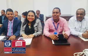 Directora Regional participa en reuni&oacute;n para ultimar detalles inicio a&ntilde;o escolar