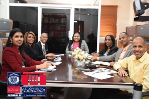Directora Regional encabeza reuni&oacute;n ordinaria con Directores Distritales