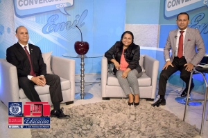 Viceministro y Directora Regional 07 participan en entrevista central de programa televisivo