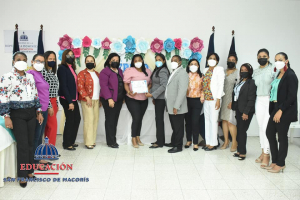 Regional de Educaci&oacute;n 07 participa en acto al m&eacute;rito del Distrito Educativo 07-05