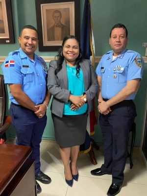 Directora Regional recibe visita salutaci&oacute;n Supervisor General Regional 07