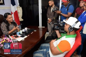 Directora Regional motiva a participar Tercera Etapa Evaluaci&oacute;n de Otros Cargos Docentes